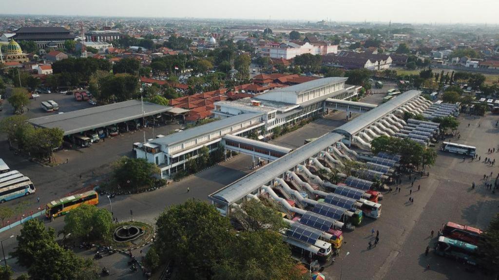 My Tower Hotel Surabaya Eksteriør bilde