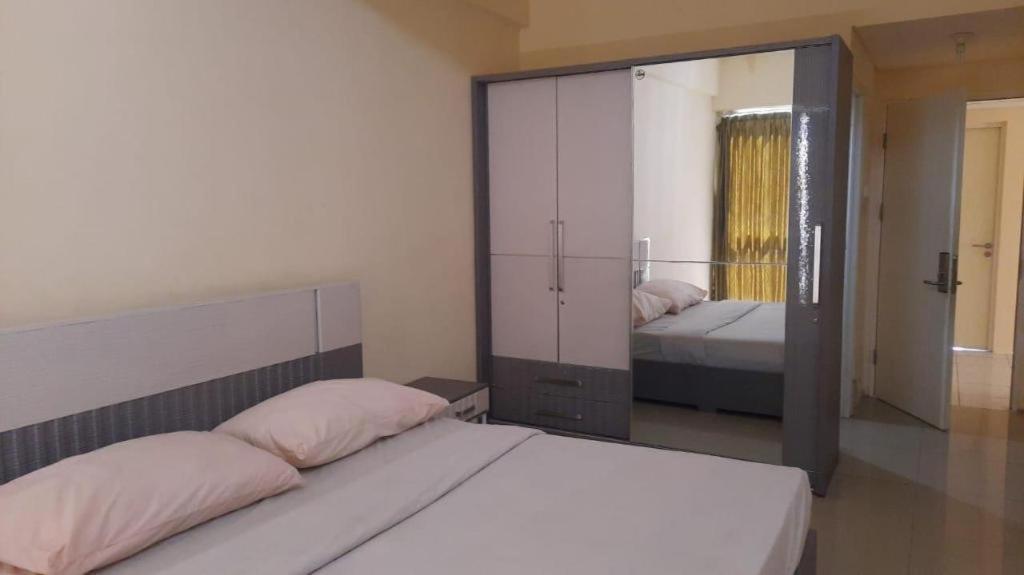 My Tower Hotel Surabaya Eksteriør bilde